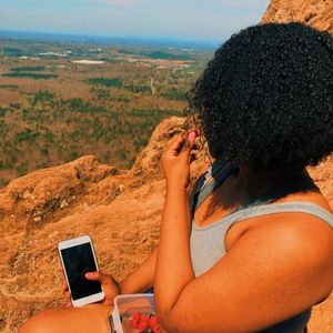 Meet your Posher, Tiara